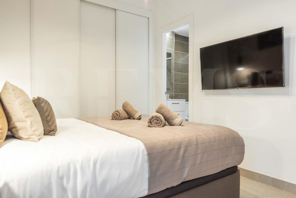 Modern Apartment With Patio & Parking By Rems Malaga Exterior photo